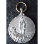 M�daille:ricordo pellegrinaggio lourdes. associazione mariana assistenza sollievo infermi salerno