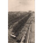 Paris et ses merveilles - l'avenue des champs elys�es vers l'arc de triomphe de l' etoile