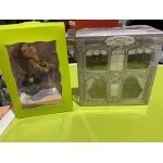 Miniatures de parfum dans coffrets lolita