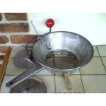 Moulin a légumes ancien, presse purée manuel - marque moulin légumes - breveté made in france - diamètre ... Moulin a légumes ancien, presse purée manuel - marque moulin légumes - breveté made in france - diamètre ...
