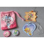 Objets diddl : 1 pochette laine rose diddlina avec cordon de serrage + 2 belles etiquettes cadeaux fonds ...