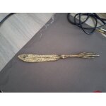 Ouvre lettre et de en bronze