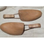 Paire d' embauchoirs - en bois - ancien - taille 45