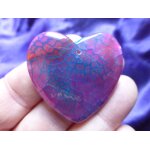 Pendentif coeur en agate. rose et bleu avec veines de dragon. 4. 3 cm. pierre exceptionnelle aux couleurs ...