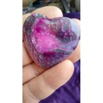Pendentif coeur en agate. rose et vert avec veines de dragon. 4. 5 cm. une des plus belles pierres de ...