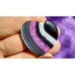Pendentif coeur agate violet, noir, blanc. 4 cm. magnifique cristal. une des plus belles pierres de ma ...