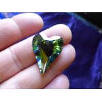 Pendentif coeur en cristal strass a facettes avec reflets. rouge, bleu, vert, jaune, violet - 2. 8 cm. ... Pendentif coeur en cristal strass a facettes avec reflets. rouge, bleu, vert, jaune, violet - 2. 8 cm. ...