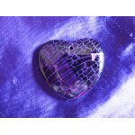 Pendentif coeur en jaspe. violet et noir avec veines de dragon. 3. 8 cm. petite cavit au bas du coeur. ...