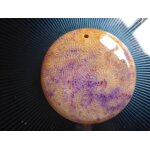 Pendentif rond en corail fossile violet et jaune - 4. 2 cm. magnifiques couleurs. lot 2438