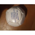 Petit ballon en cuir crée par eurest pour le match psg / aek athenes 1 / 4 de finale aller coupe des ... Petit ballon en cuir crée par eurest pour le match psg / aek athenes 1 / 4 de finale aller coupe des ...