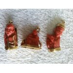 Petits bouddhas corail rouge et or
