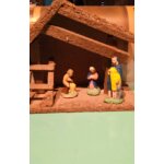 Petite cr�che vintage bois , santons en terre cuite 4. 5 cm , vierge marie , saint joseph et un berger ...