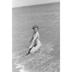 Photo argentique papier baryt noir et blanc ilford 310g , pinup 1960 femme mode , 40x60cm tirage rcent ...