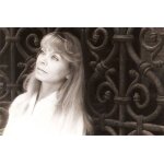 Superbe photo presse 16 x 24 cm chanteuse francaise isabelle aubret annes 80 , papier brillant