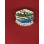 Pin's bateaux peche chalutier la toison d'or le croisic ref 2061 Pin's bateaux peche chalutier la toison d'or le croisic ref 2061