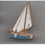 Pin's catamaran zamac pin's aci ref 1761