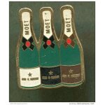 Pin's champagne moet