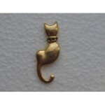 Pin's chat dor� yves rocher