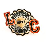 Pins lee cooper jeans / university 1991 / sign sofrec