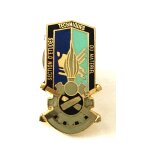 Pins militaria militaire section d'etudes techniques du mat�riel / au dos num�rot� 0674
