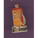 Pin's shell station service p�trolier carburant pompe a essence ref 1601