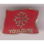 Pins toulouse avec croix occitane (signé made in taiwan) 1. 1x1. 5 cm Pins toulouse avec croix occitane (signé made in taiwan) 1. 1x1. 5 cm
