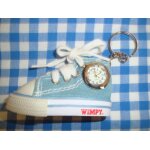 Porte cl�s basket style converse montre bleu ciel a lacet blanc