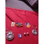 Porte cl�, jeton, pendentif pompier, police, gendarme.