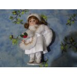 Poupe 22 cm robe blanche manteau blanc avec fourrures + socle