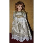 Poup�e en porcelaine 33 cm (n14)
