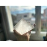 Pyramide de quartz lithotherapie 1kg Pyramide de quartz lithotherapie 1kg