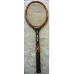 Raquette de tennis vintage en bois marque kennex, modèle silver cup cordée boyaux de chat grip cuir Raquette de tennis vintage en bois marque kennex, modèle silver cup cordée boyaux de chat grip cuir