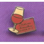 Rare pins vin chateau senailhac bordeaux d105