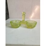 Saliere en ouraline 1900 longueur 14 cm hauteur 9 cm Saliere en ouraline 1900 longueur 14 cm hauteur 9 cm