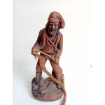 Santon en terre cuite 1920 hauteur 21 cm x 10 cm Santon en terre cuite 1920 hauteur 21 cm x 10 cm
