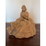 Sculpture en terre cuite sign�e