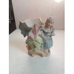 Soliflore en biscuit porcelaine hauteur 11, 5 cm x 10 cm
