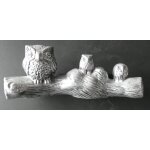 Statuette de 3 hiboux sur une branche. longueur 26 cm, hauteur 10 cm