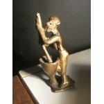Statuette bronze dafrique : homme au pilon.