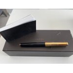 Stylo plume or gucci avec son etui la boîte et la garantie. Stylo plume or gucci avec son etui la boîte et la garantie.
