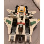 The ghost star wars lego set 75053 en trs bon etat, sans la bote mais avec les 2 notices et les personnages ...