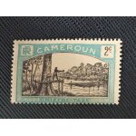 Timbre cameroun y t t 1 abattage d'un acajou 1925 (040210 )