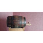 Tonneau en bois ancien avec robinet et support