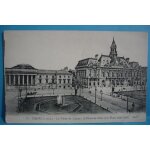Tours: le palais de justice et le nouvel hotel de ville