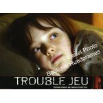 Trouble jeu - hide and seek : jeu de 10 photos d'exploitation cin�matographique - format 21x28 cm - de ...
