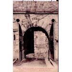 Verdun - entr�e de la citadelle vers les souterrains par l'ecoute n1 - ayant circul�e - ref 021 774