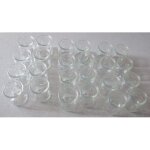 Vingt quatre petits pots en verre incolore - pouvant servir de verrines, mini vases, photophores ou autre ...