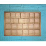 Vitrine mural exposition miniatures de parfum f�ves collections maison en bois 33 cm x 22cm