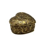 Boite coeur doré 11x11x6, 5cm Boite coeur doré 11x11x6, 5cm