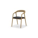 Chaise avec accoudoirs en chne massif, assise noire